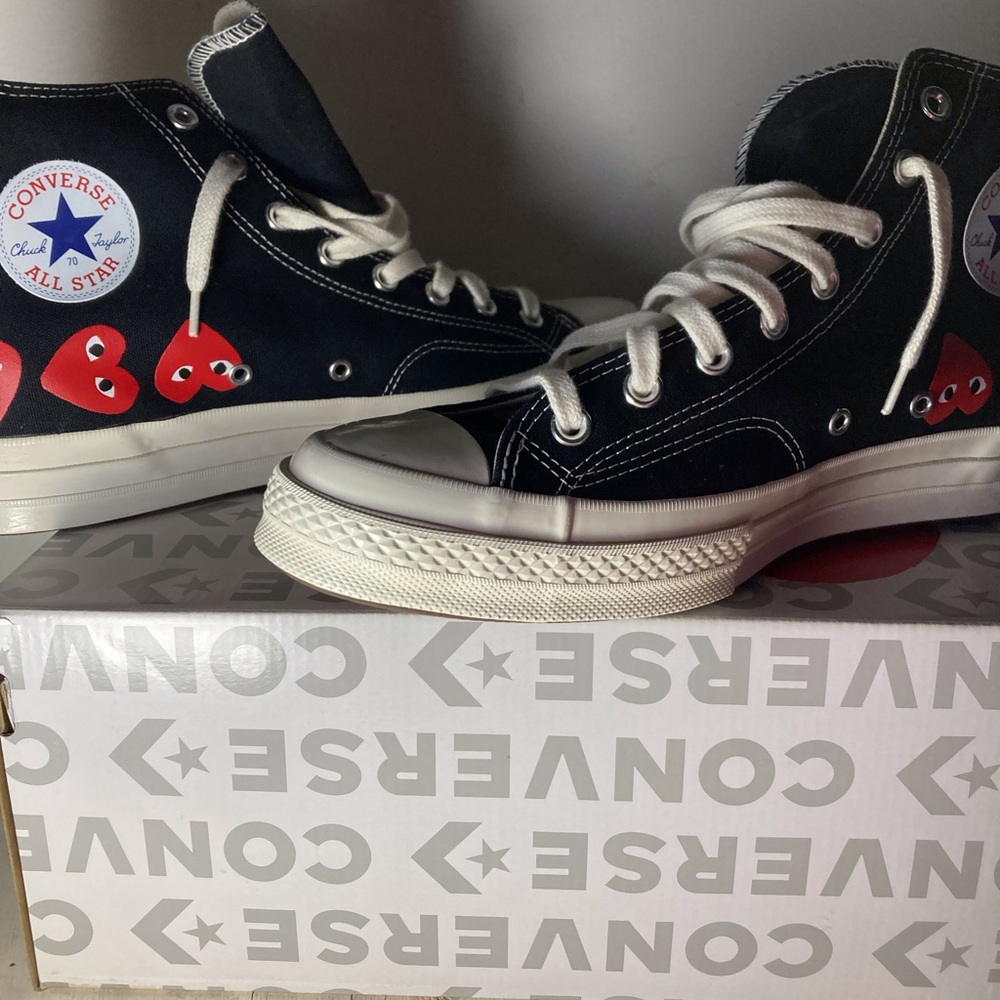 Comme des Garcons Black and White Sneakers Classic Design